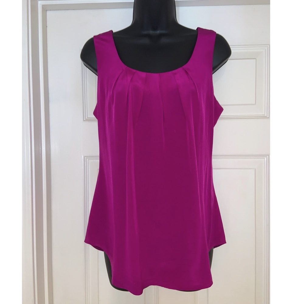 Trina Turk magenta pleated sleeveless blouse